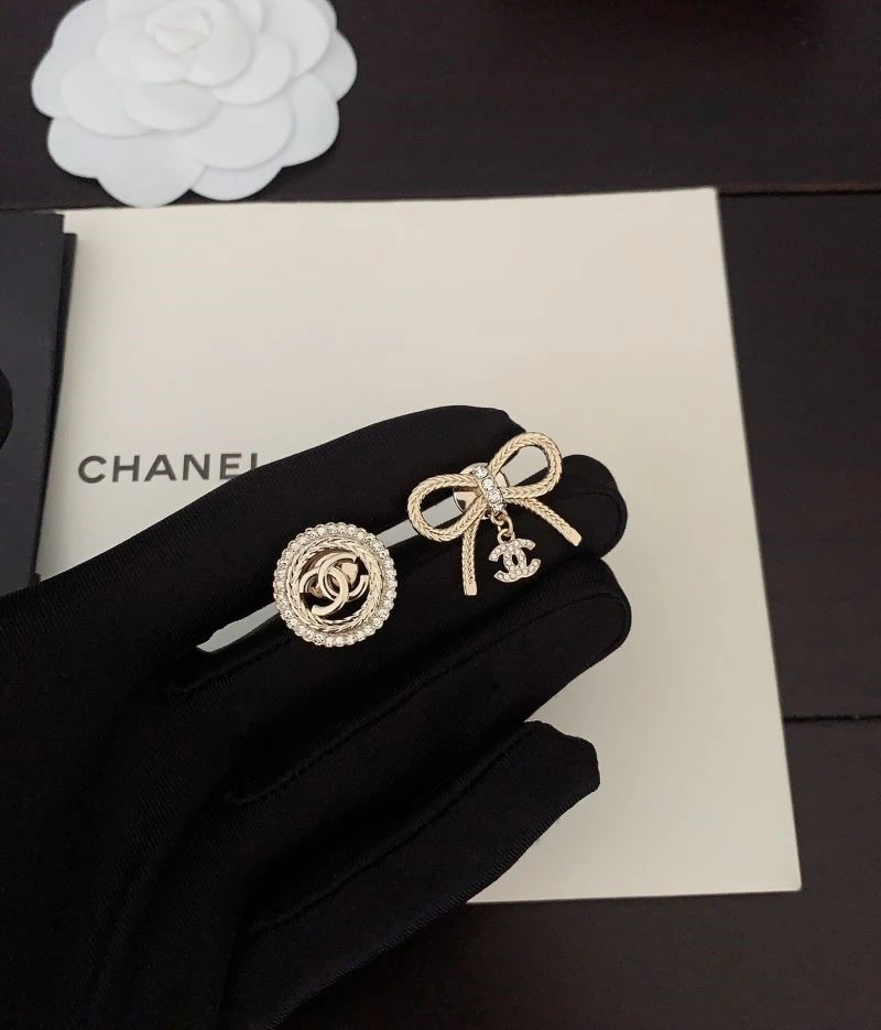 Chanel Brooches Sporty 225492