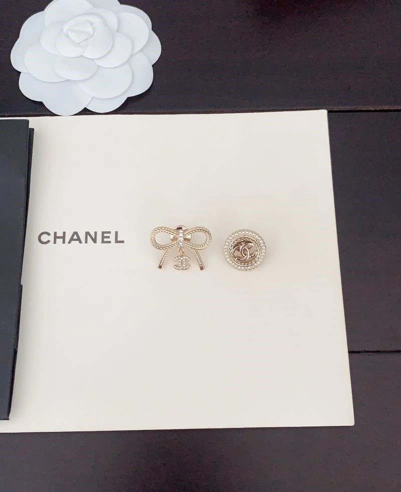 Chanel Brooches Sporty 225492