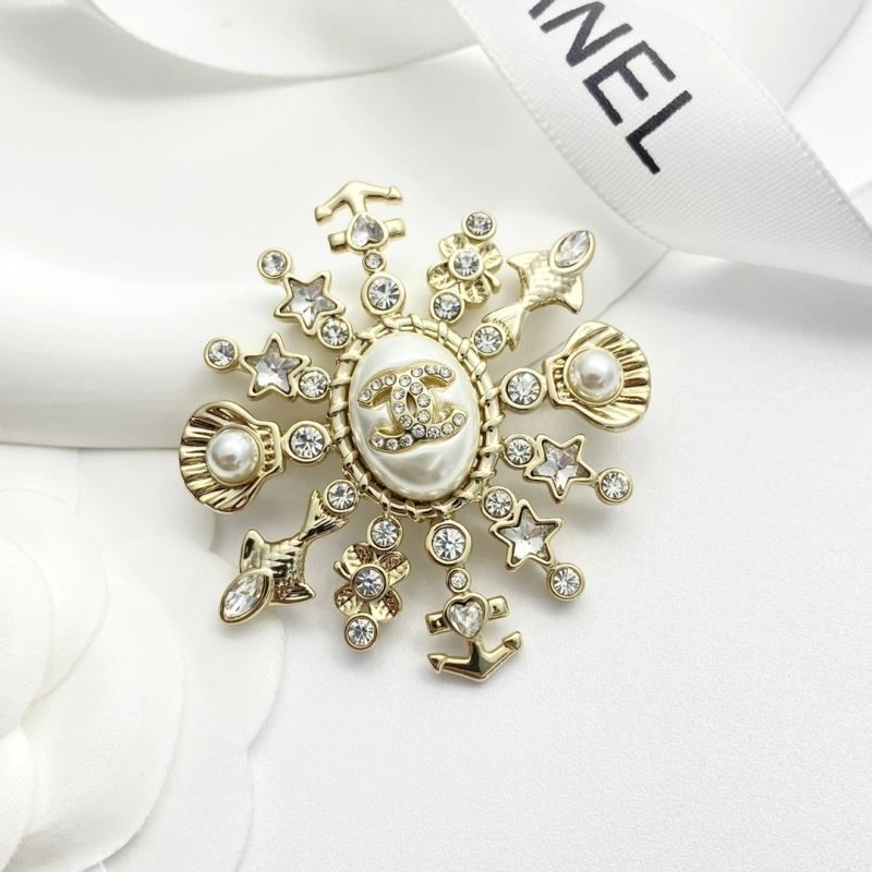 ModernLook Chanel Brooches 225498