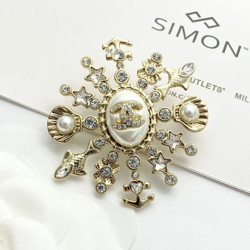 ModernLook Chanel Brooches 225498