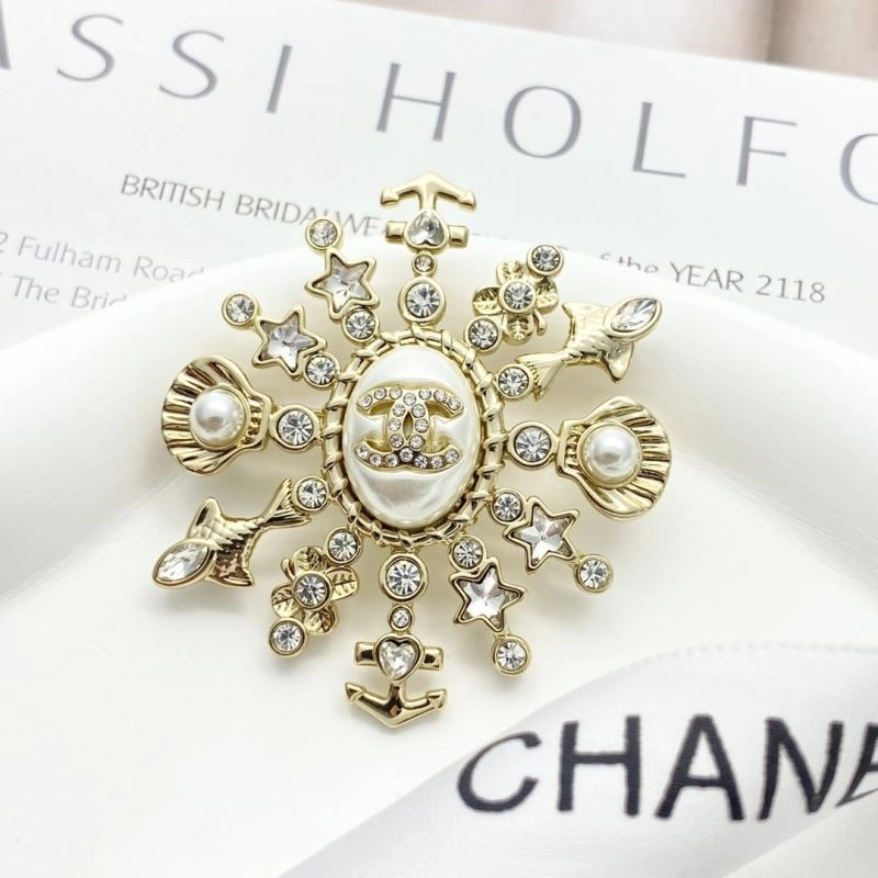 ModernLook Chanel Brooches 225498
