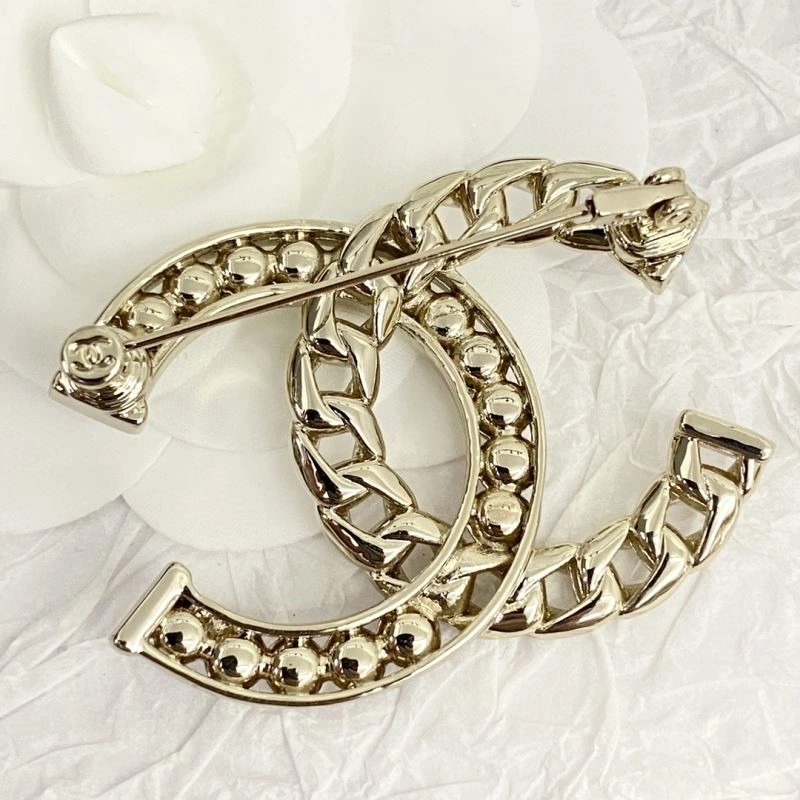 Chanel Brooches Sophisticated 225501