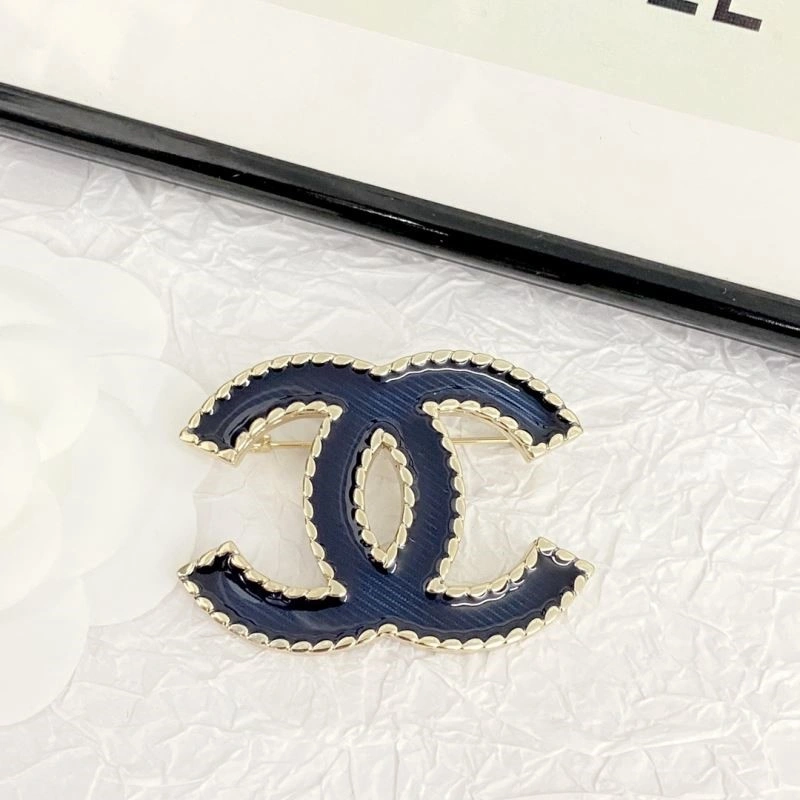 Practical Chanel Brooches 225527
