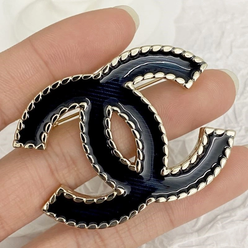 Practical Chanel Brooches 225527