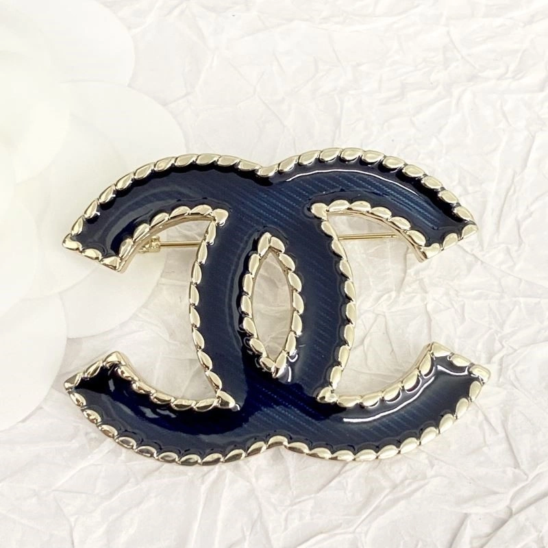 Practical Chanel Brooches 225527