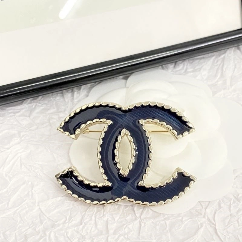 Practical Chanel Brooches 225527