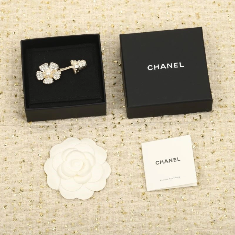 SportInspired Chanel Brooches 225503