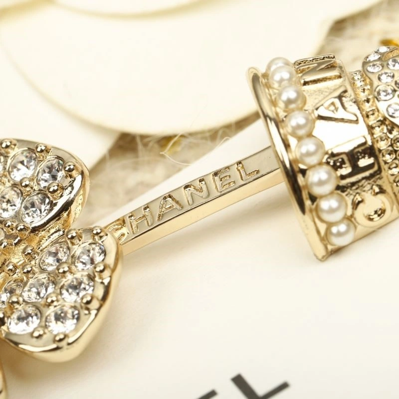SportInspired Chanel Brooches 225503