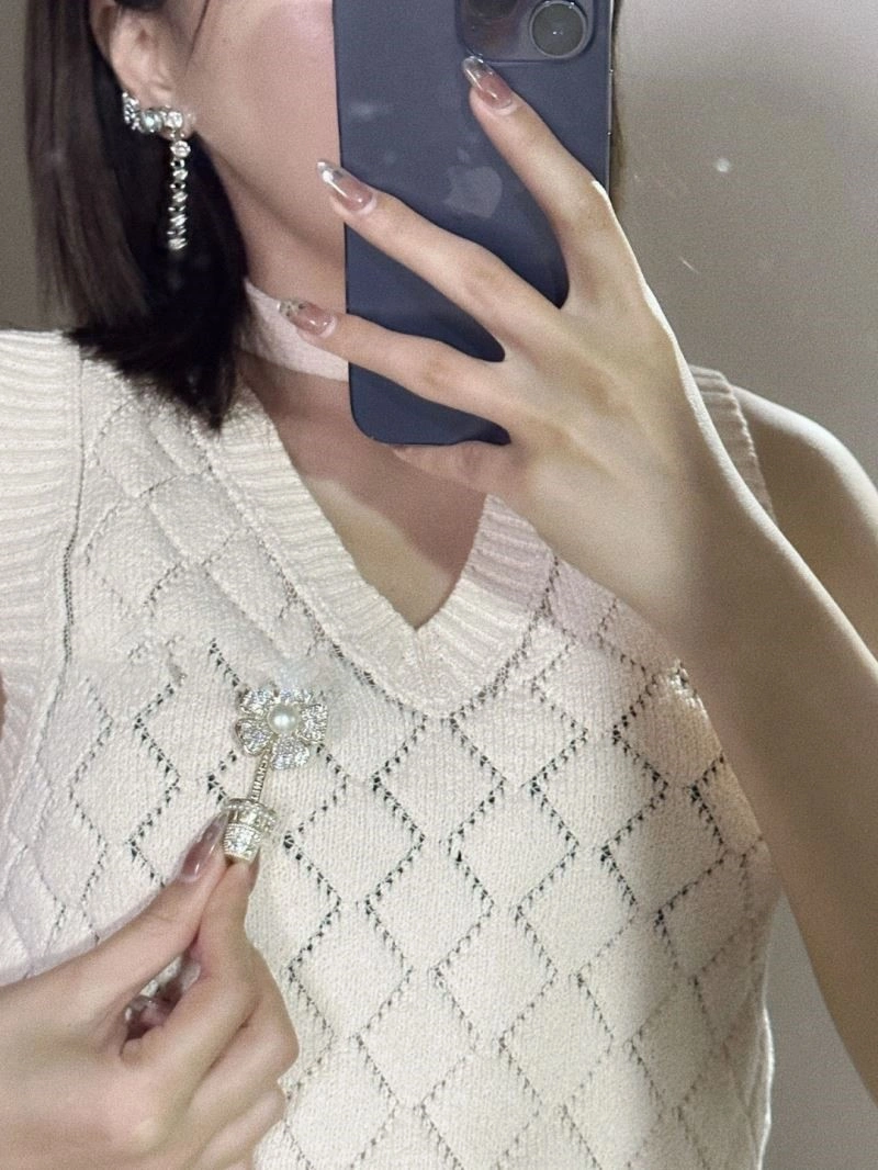 SportInspired Chanel Brooches 225503