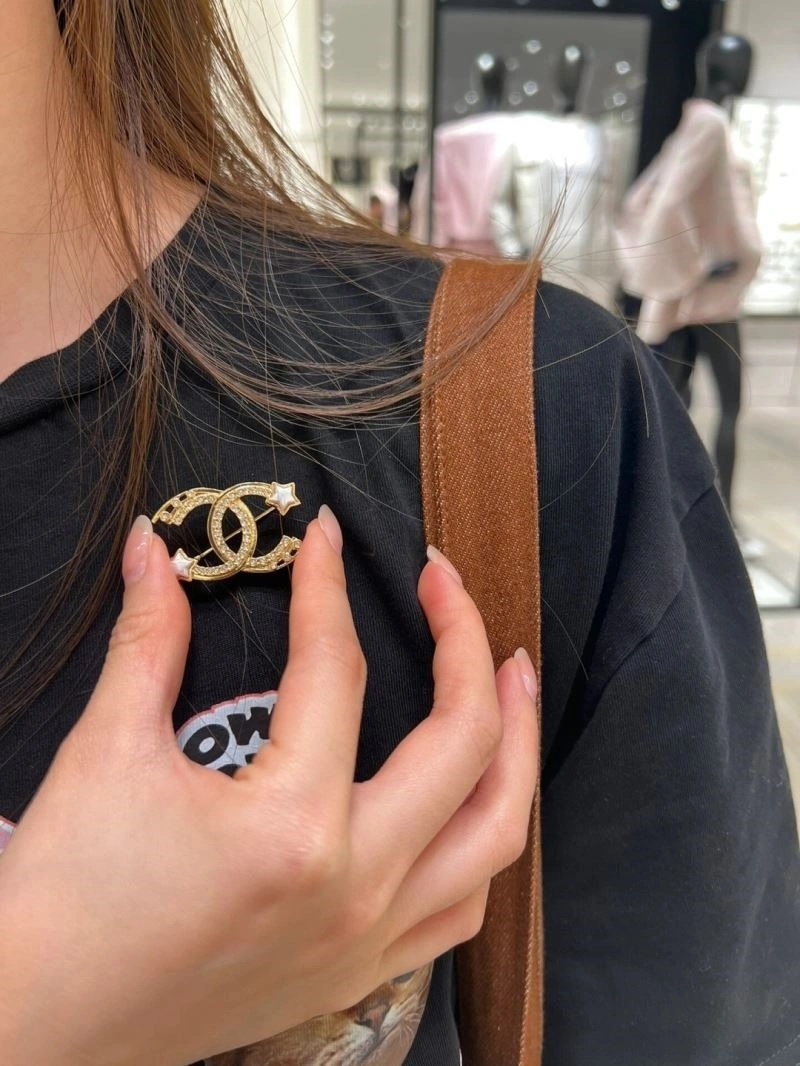 Chanel Brooches Attractive 225483