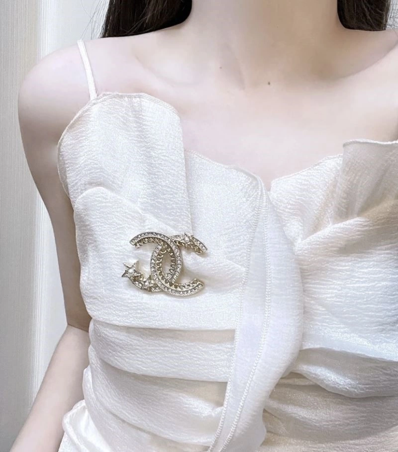 Chanel Brooches Effortless 225481