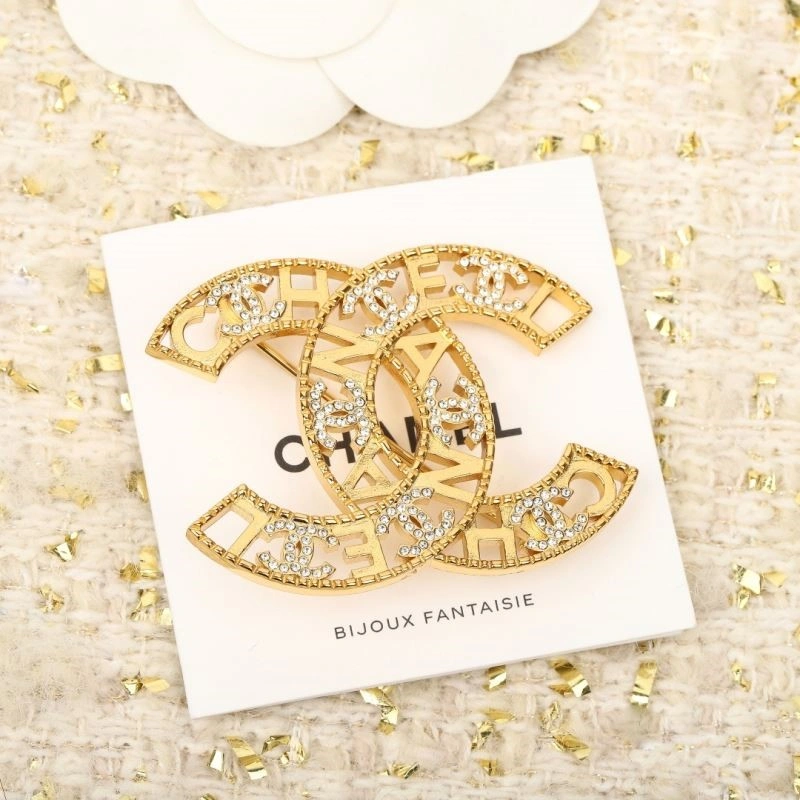 Chanel Brooches Cozy 225482