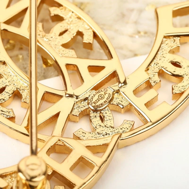 Chanel Brooches Cozy 225482
