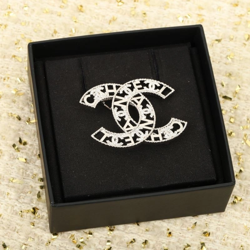 Chanel Brooches WellDesigned 225469