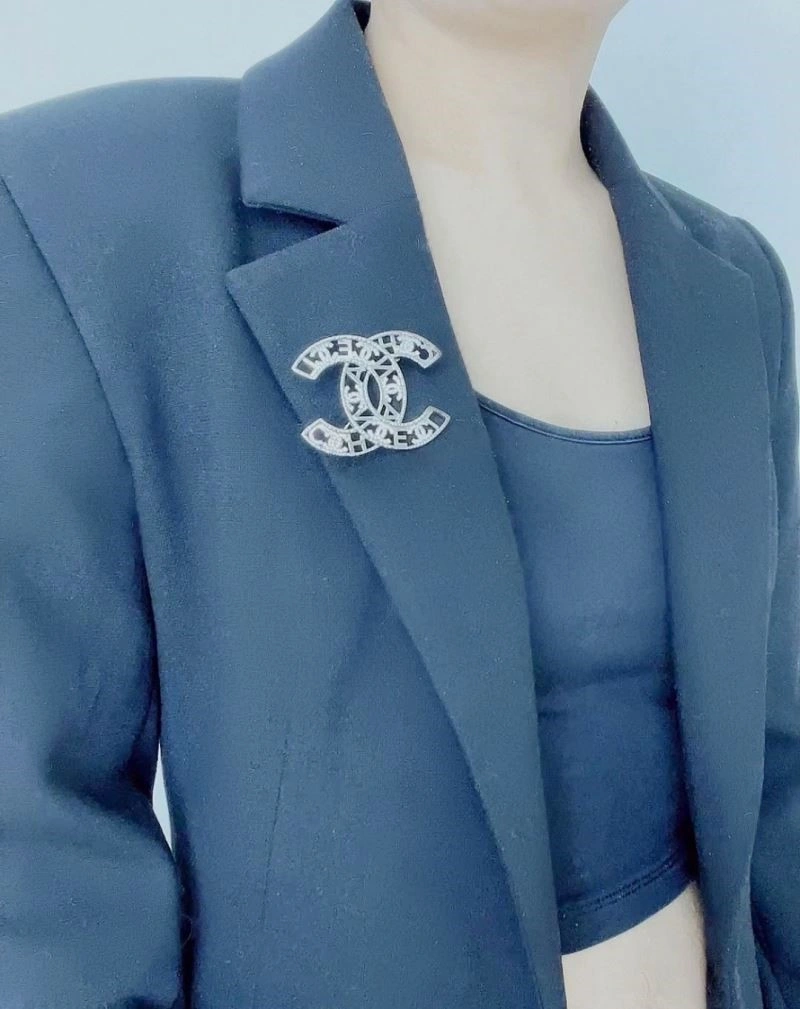 Chanel Brooches WellDesigned 225469