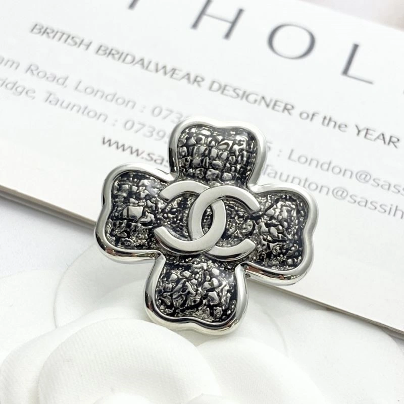Chanel Brooches TravelReady 225472