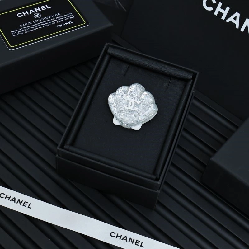 Chanel Brooches Sustainable 225463