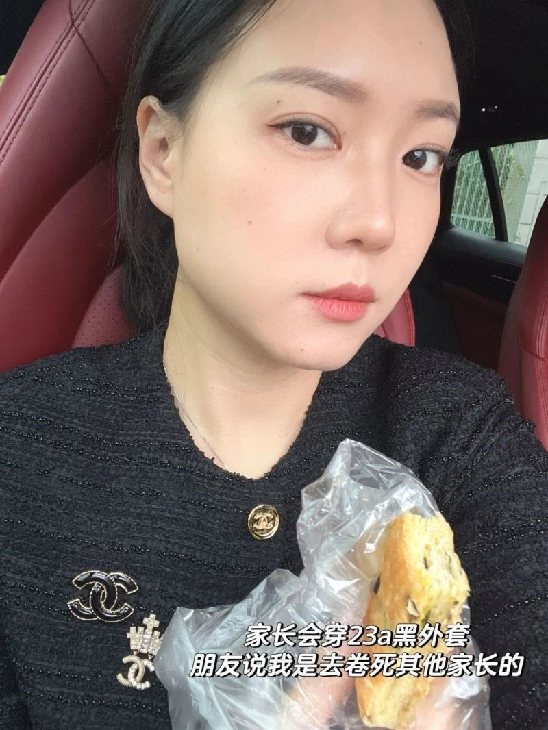 Chanel Brooches Youthful 225550