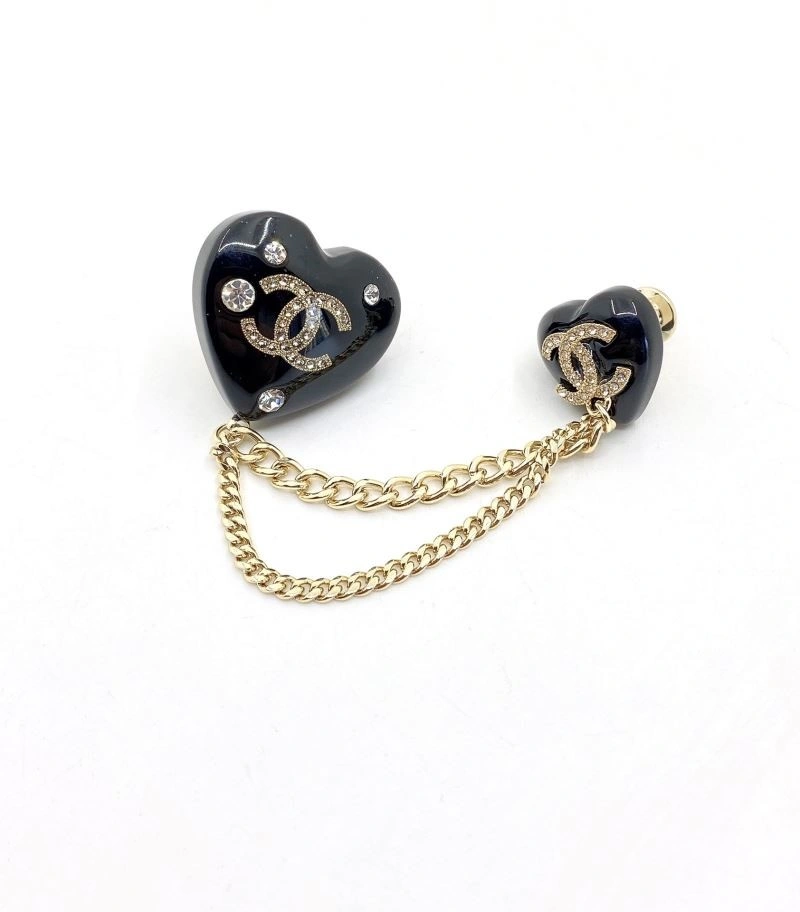 Compact Chanel Brooches 225460