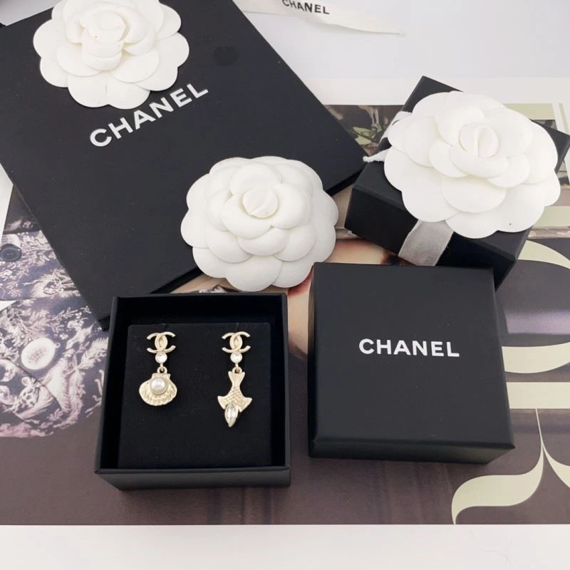 Chanel Brooches Sustainable 225466