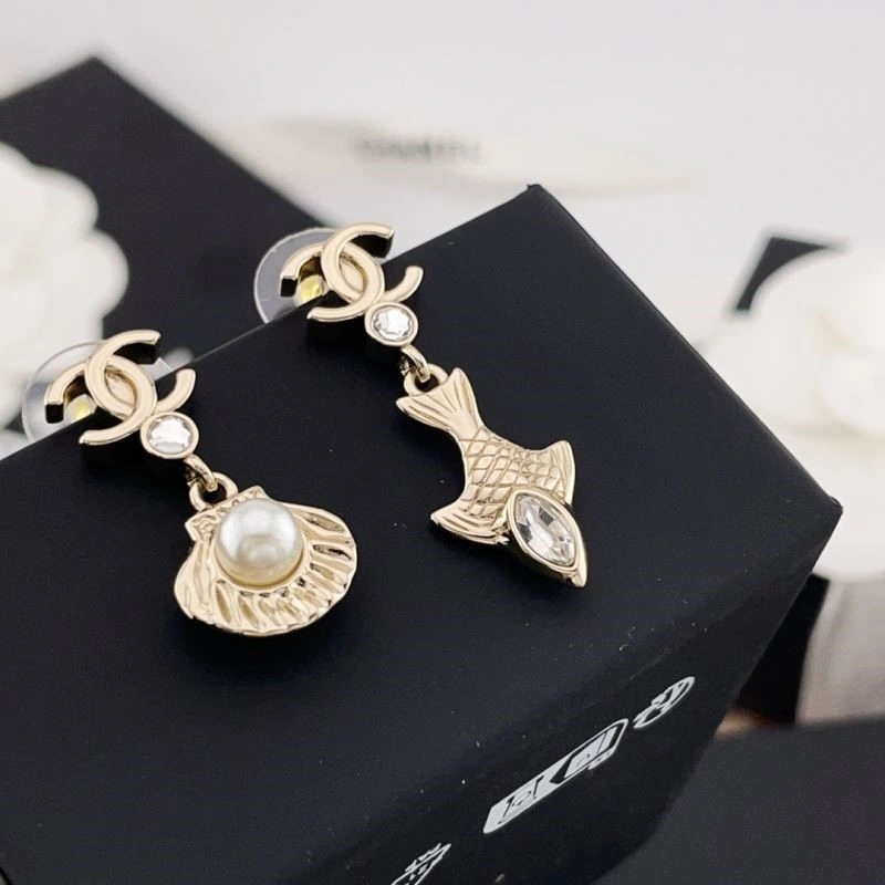 Chanel Brooches Sustainable 225466