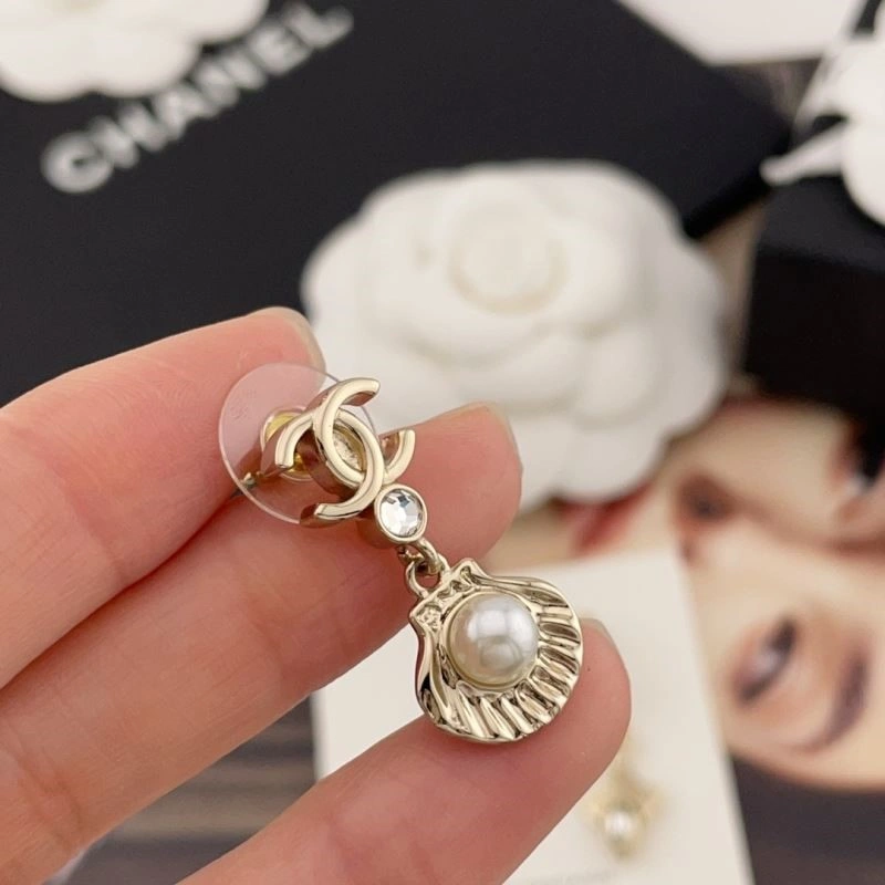 Chanel Brooches Sustainable 225466
