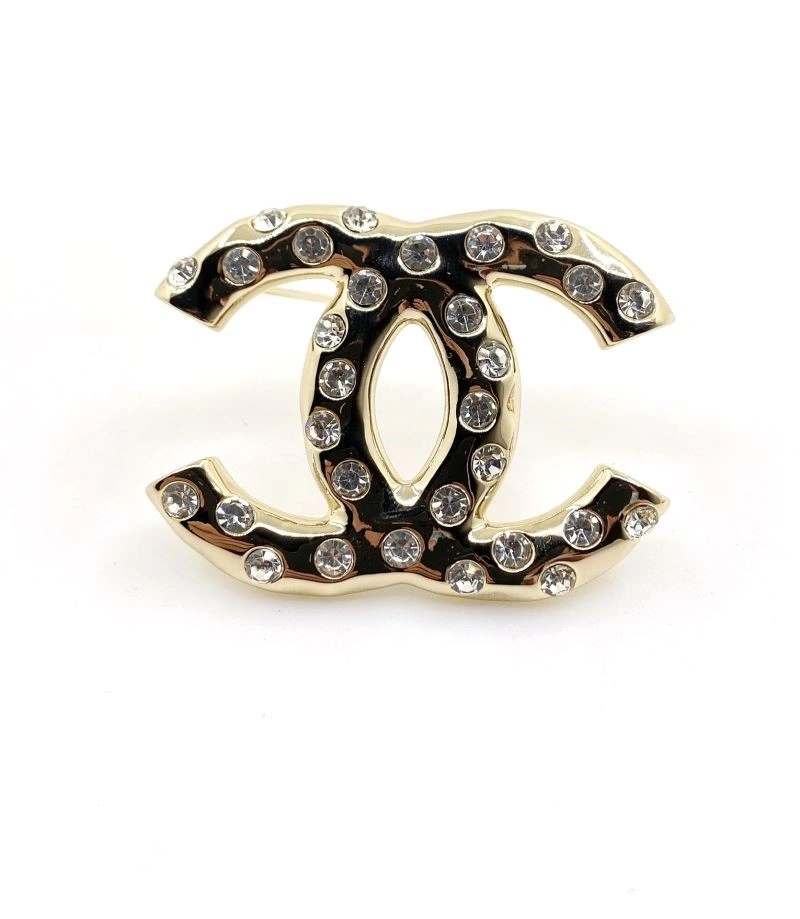 Snug Chanel Brooches 225474