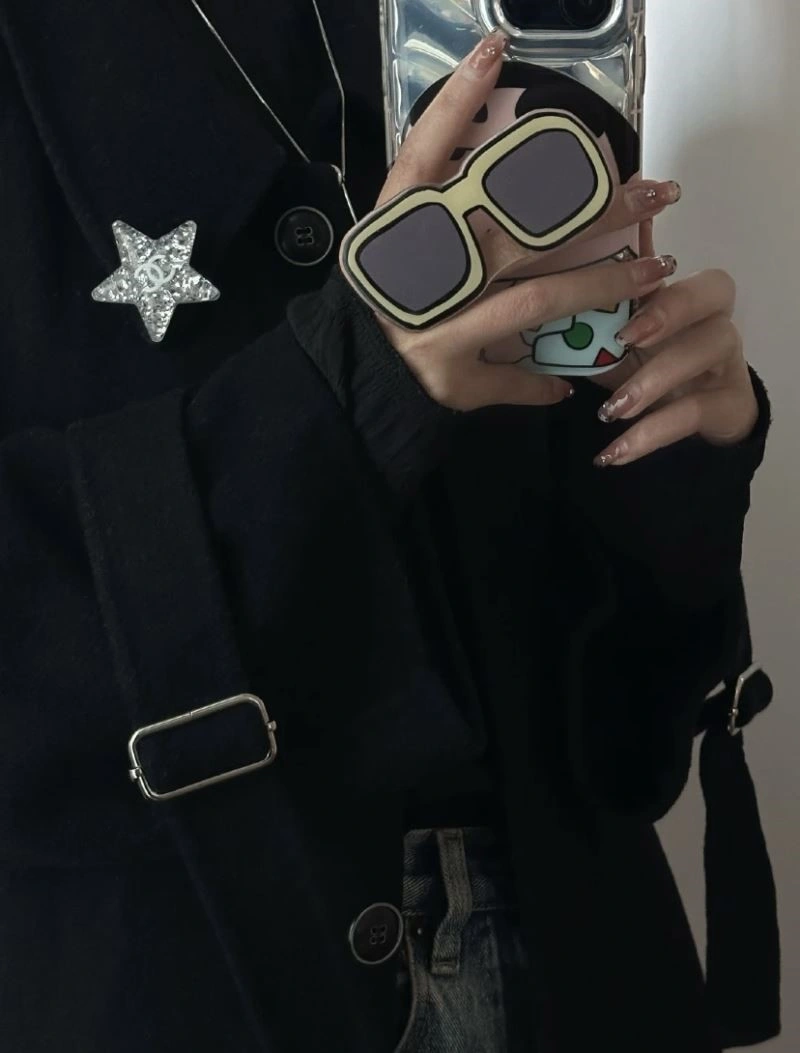 AllSeason Chanel Brooches 225509