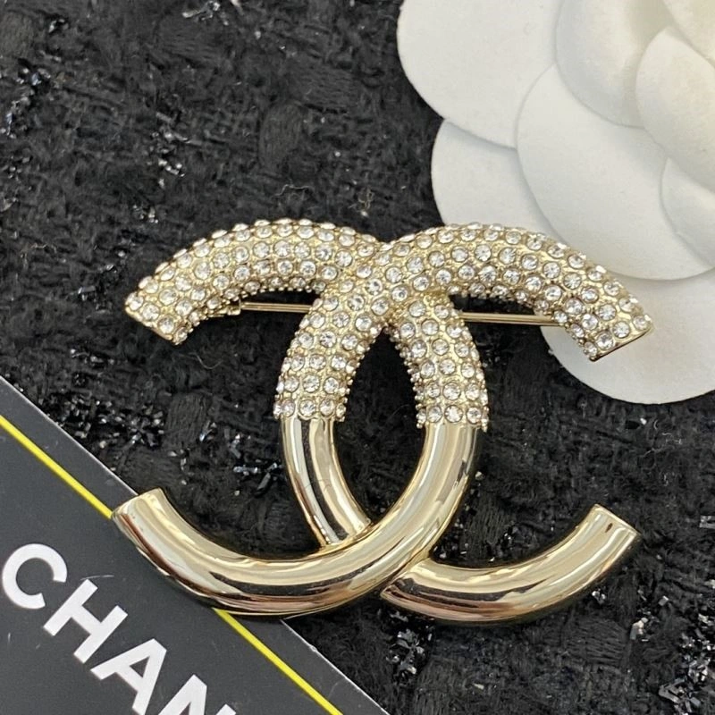 Chanel Brooches Stylish 225506
