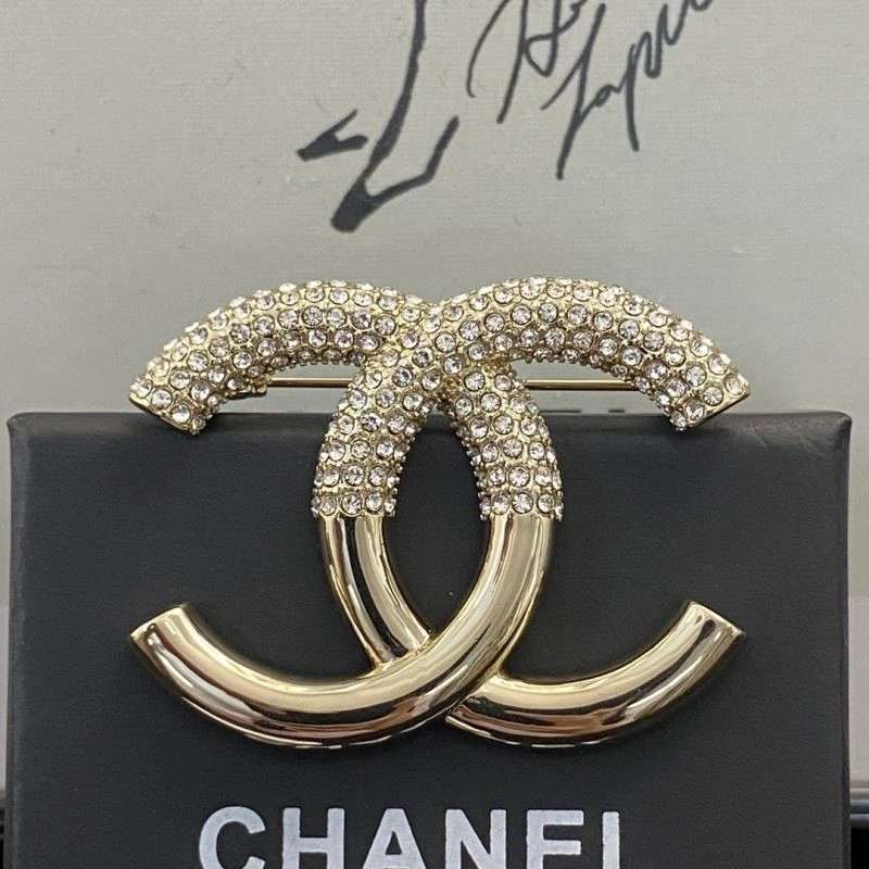 Chanel Brooches Stylish 225506