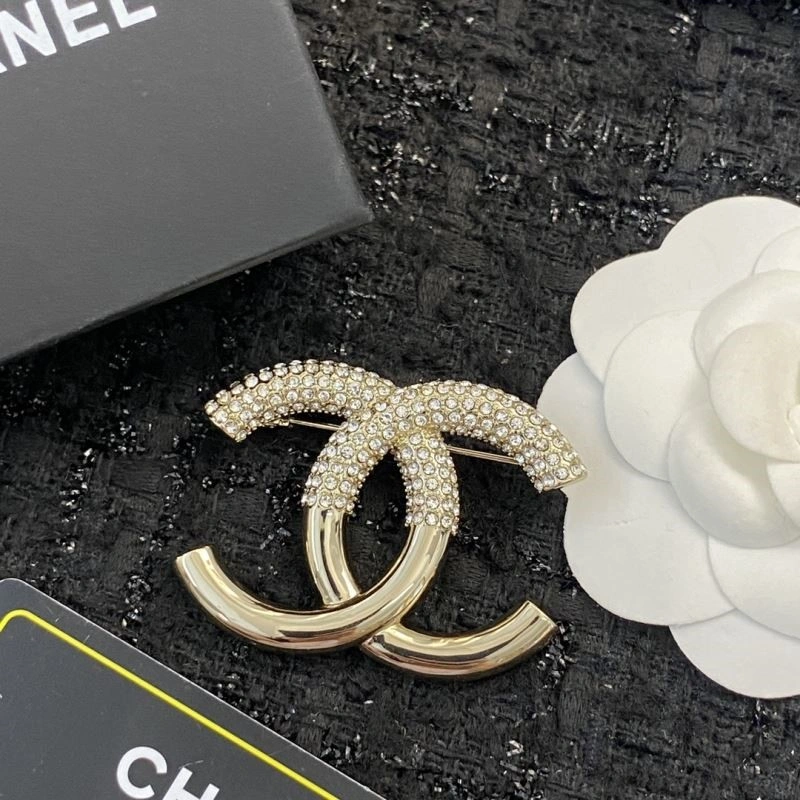 Chanel Brooches Stylish 225506