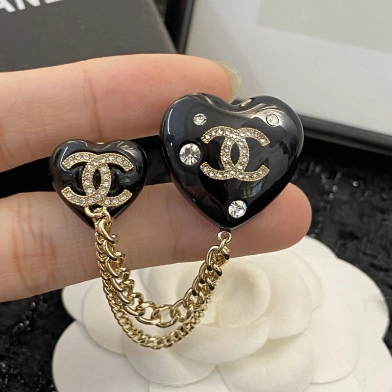 EasyMatch Chanel Brooches 225453