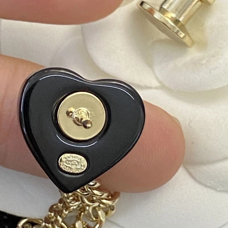 EasyMatch Chanel Brooches 225453