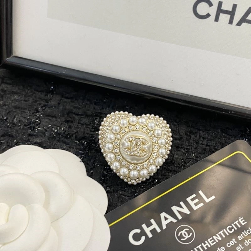 Original Chanel Brooches 225499