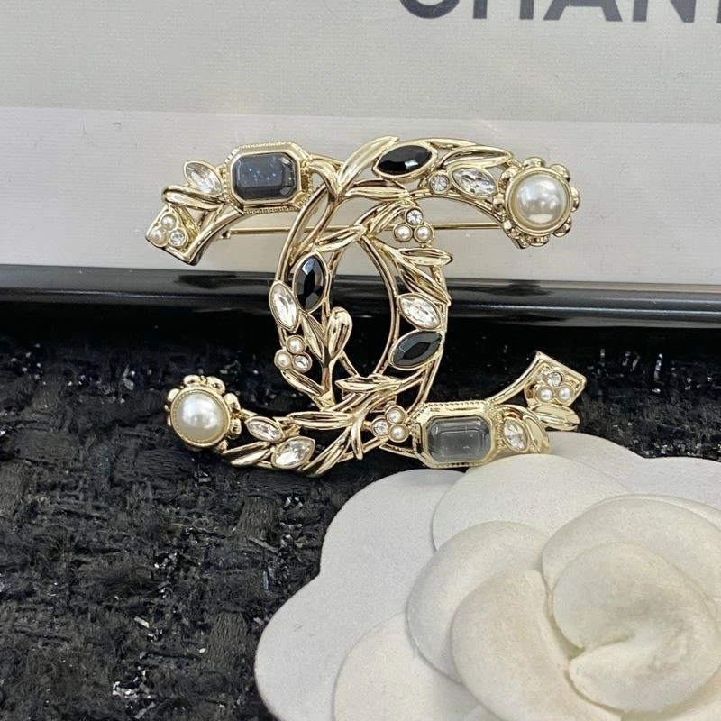 Colorful Chanel Brooches 225489