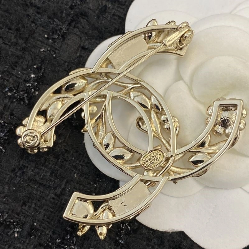 Colorful Chanel Brooches 225489