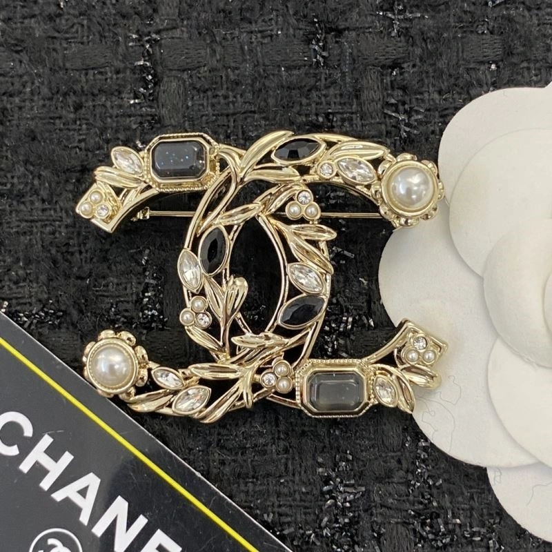 Colorful Chanel Brooches 225489