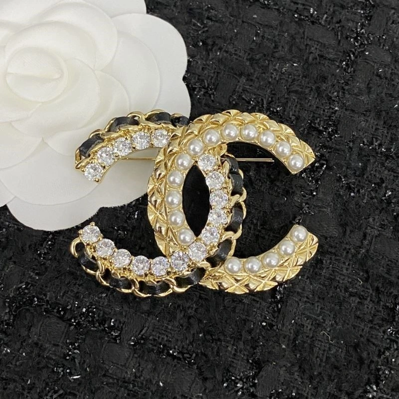SunProtective Chanel Brooches 225455