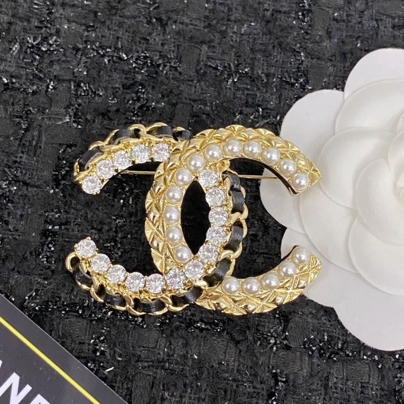SunProtective Chanel Brooches 225455
