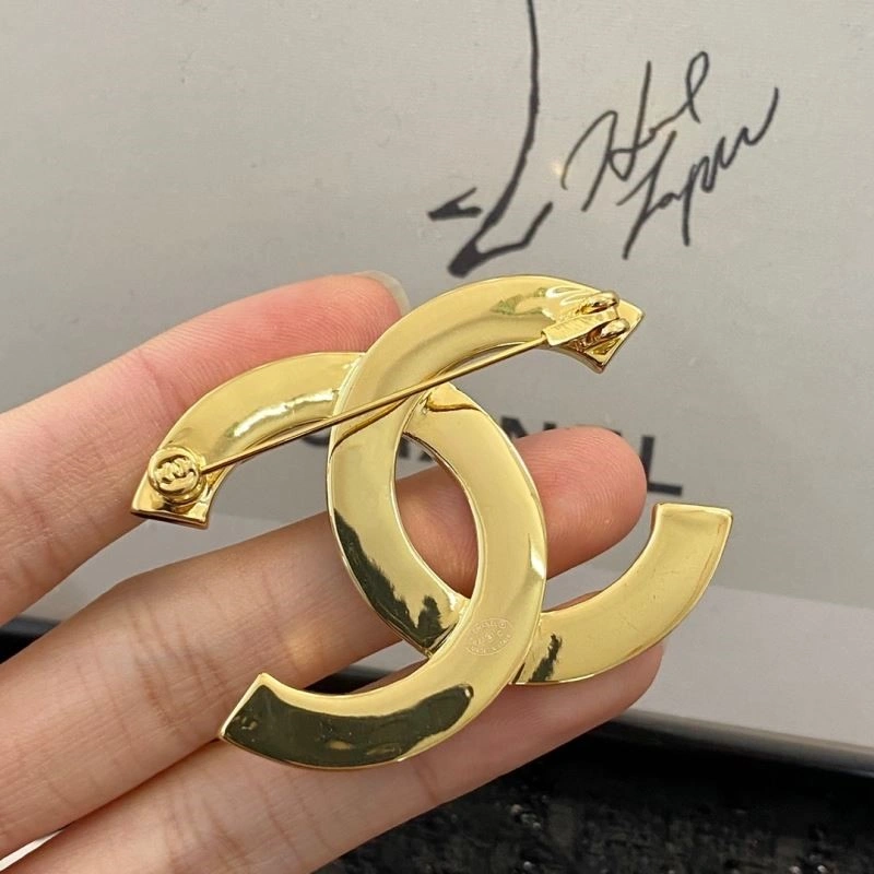 Modern Chanel Brooches 225449