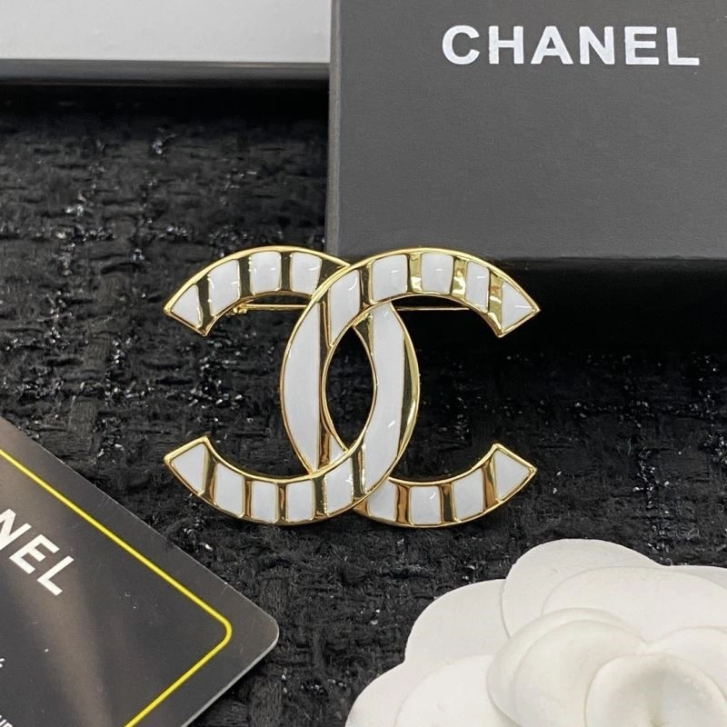 Modern Chanel Brooches 225449