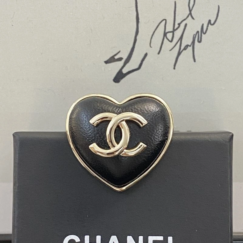 Chanel Brooches Trendsetting 225490