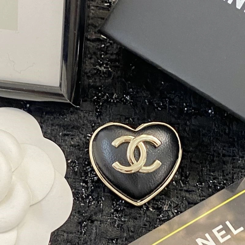 Chanel Brooches Trendsetting 225490