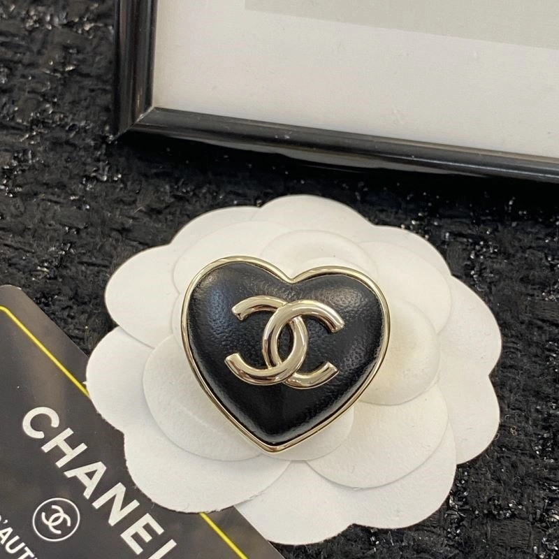 Chanel Brooches Trendsetting 225490