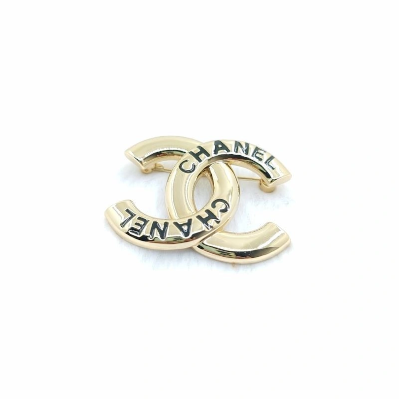 Unique Chanel Brooches 225487