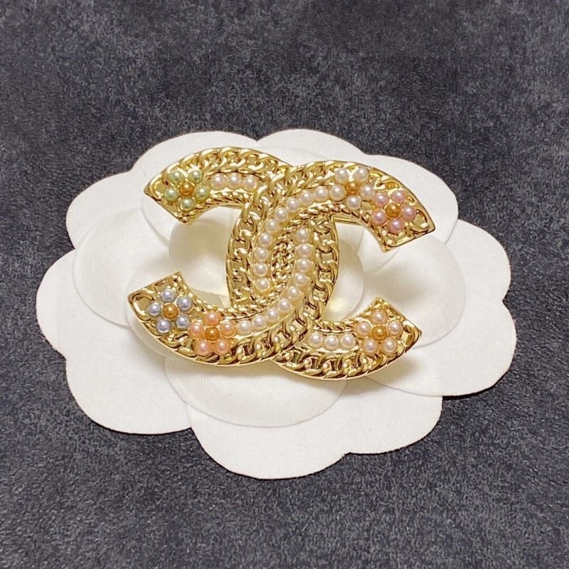 Chanel Brooches ModernLook 225478