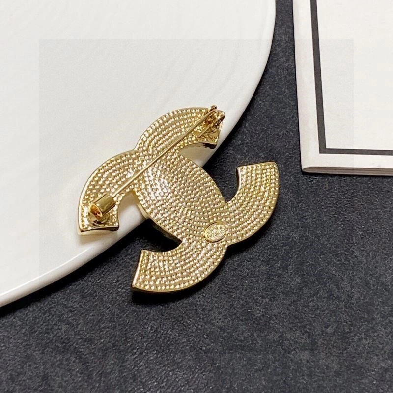 Chanel Brooches ModernLook 225478