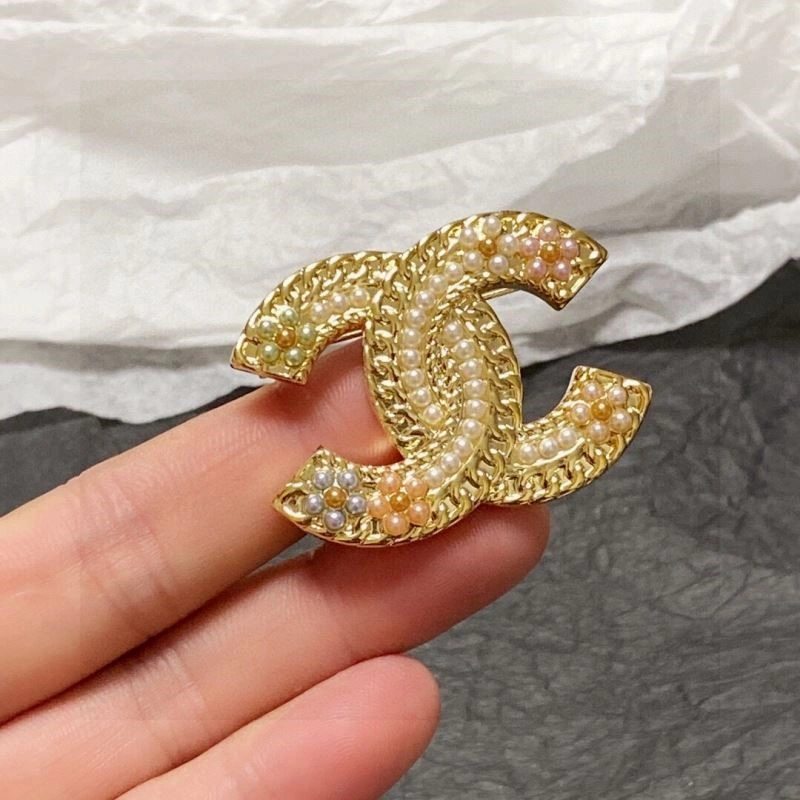 Chanel Brooches ModernLook 225478