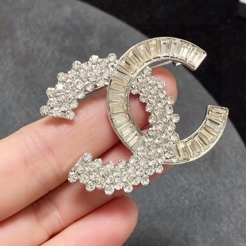 QuickDry Chanel Brooches 225424