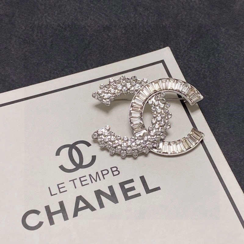 QuickDry Chanel Brooches 225424